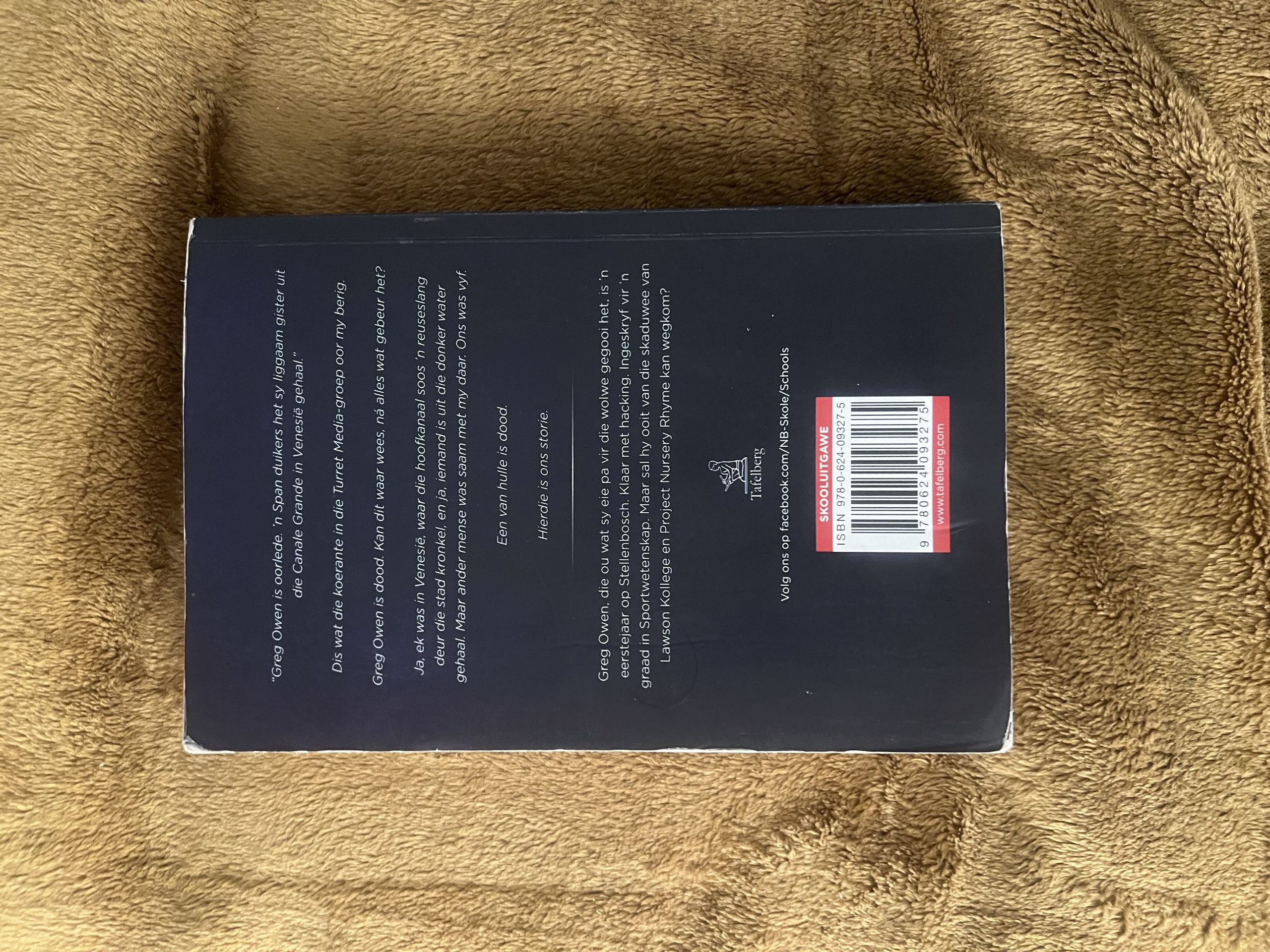 Donker Web – Fanie Viljoen Donker Web – Fanie Viljoen